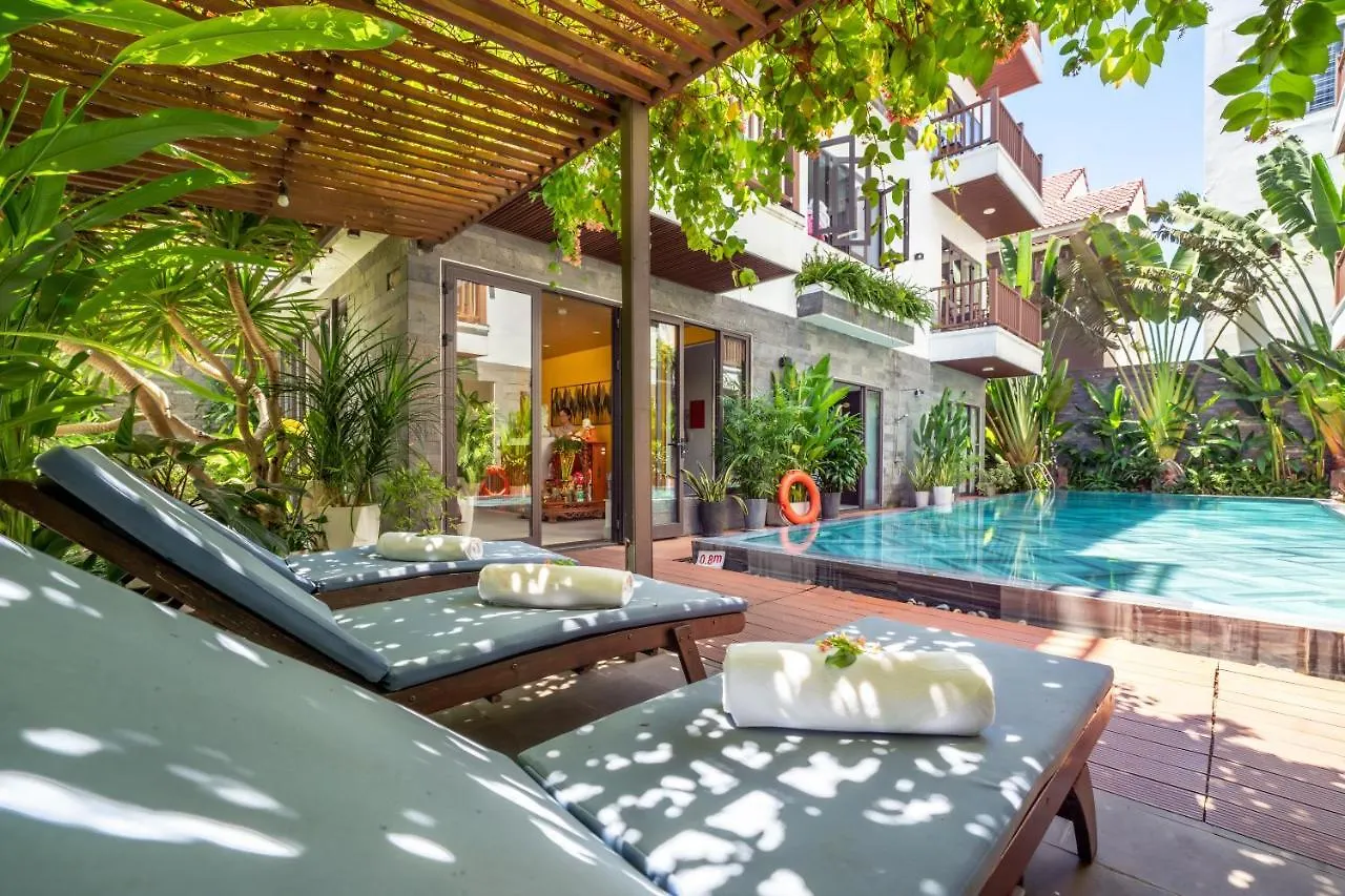 December Town Hoi An Villa Hotel