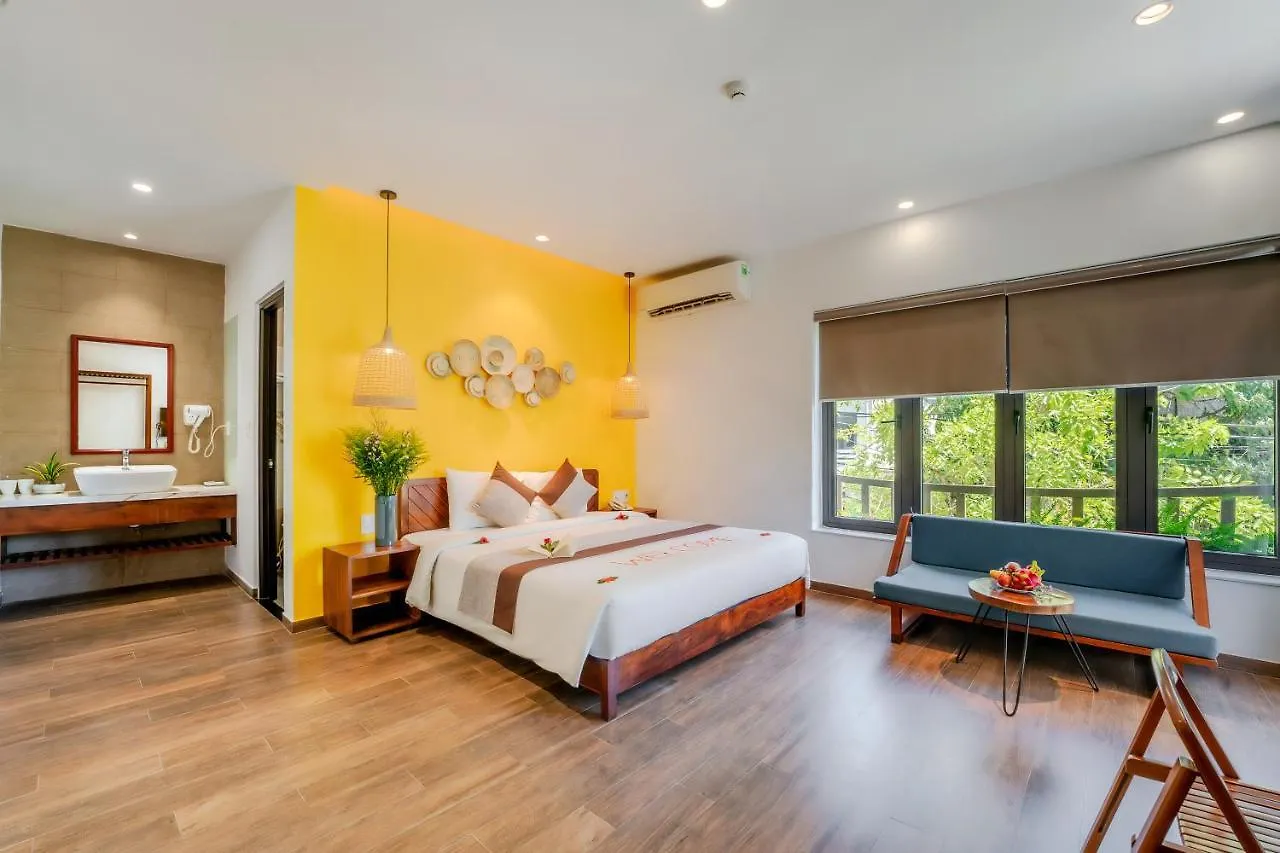 December Town Hoi An Villa Hotel
