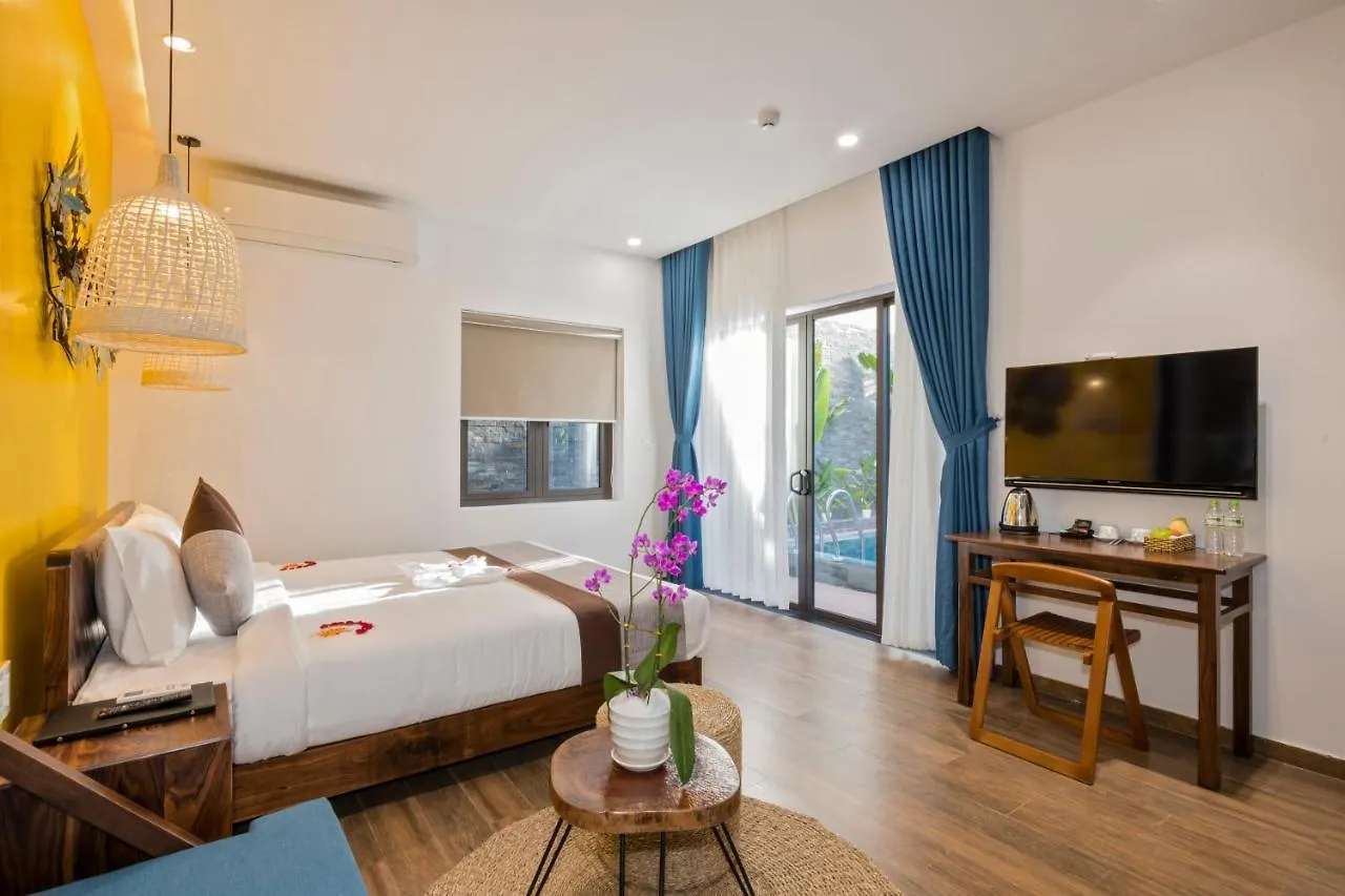 December Town Hoi An Villa Vietnam